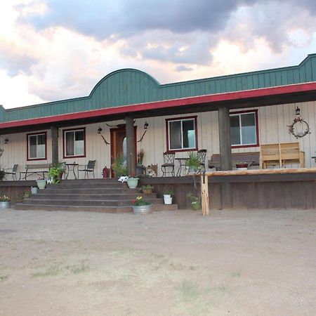 Grand Canyon Ranch & Outfitters Hotell Fredonia Exteriör bild