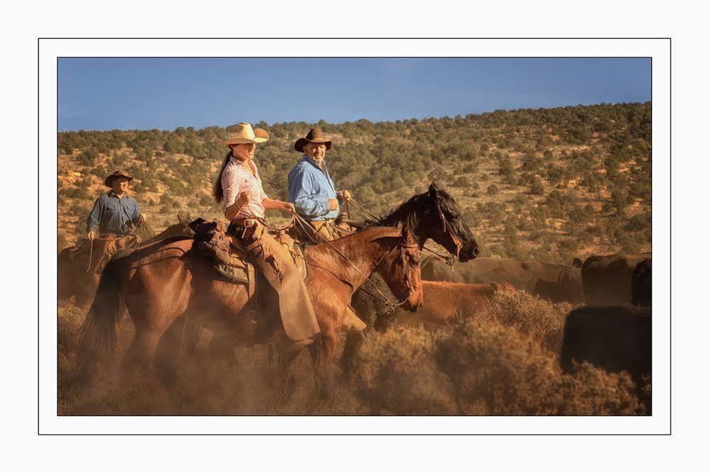 Grand Canyon Ranch & Outfitters Hotell Fredonia Exteriör bild